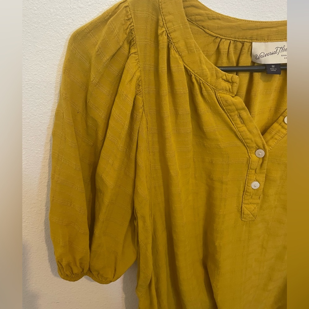 Women’s Universal Thread Goods Co Yellow Medium Blouse - Picture 5 of 6